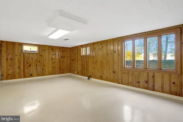 $3,100 | 2717 North Yucatan Street, Arlington, VA 22213