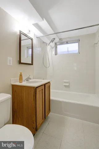 $3,100 | 2717 North Yucatan Street, Arlington, VA 22213