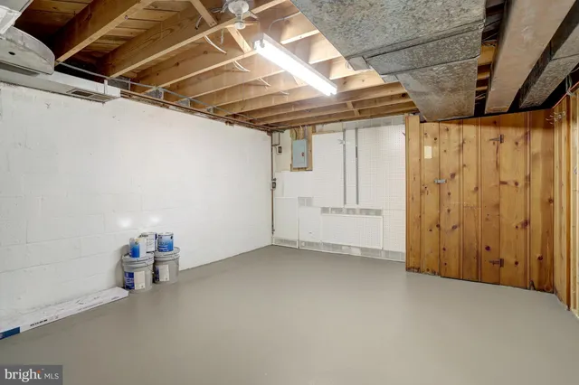 $3,100 | 2717 North Yucatan Street, Arlington, VA 22213