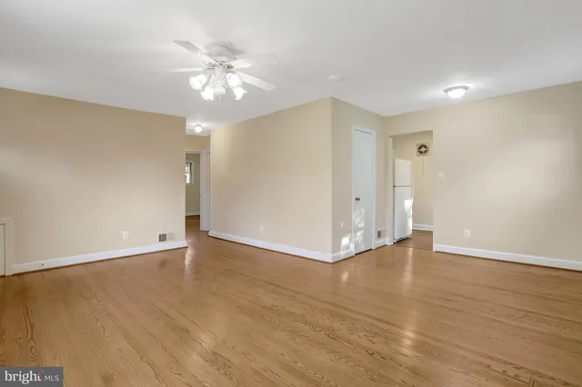 $3,100 | 2717 North Yucatan Street, Arlington, VA 22213