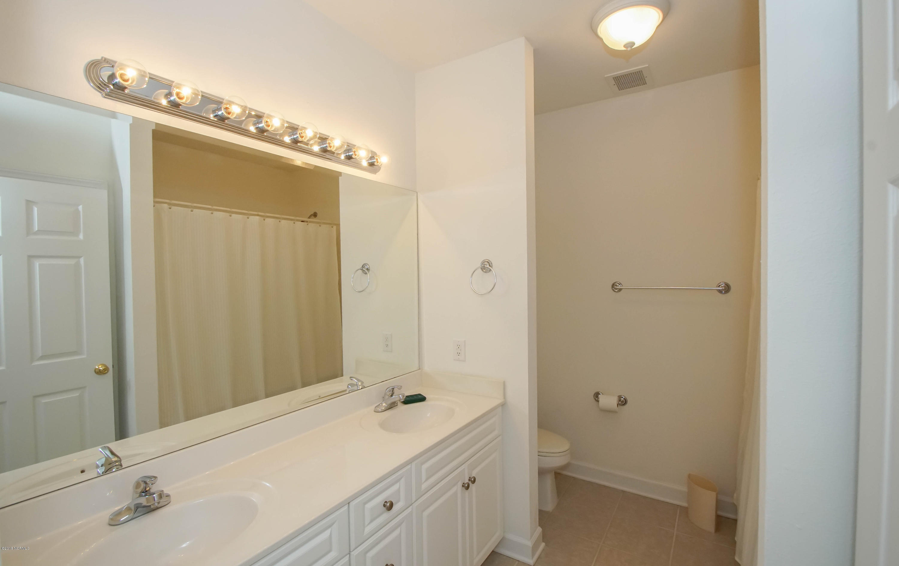 186 Clubhouse Road, Unit 3 Sunset Beach, NC 28468 - Photo 16 of 35 Master Bathroom