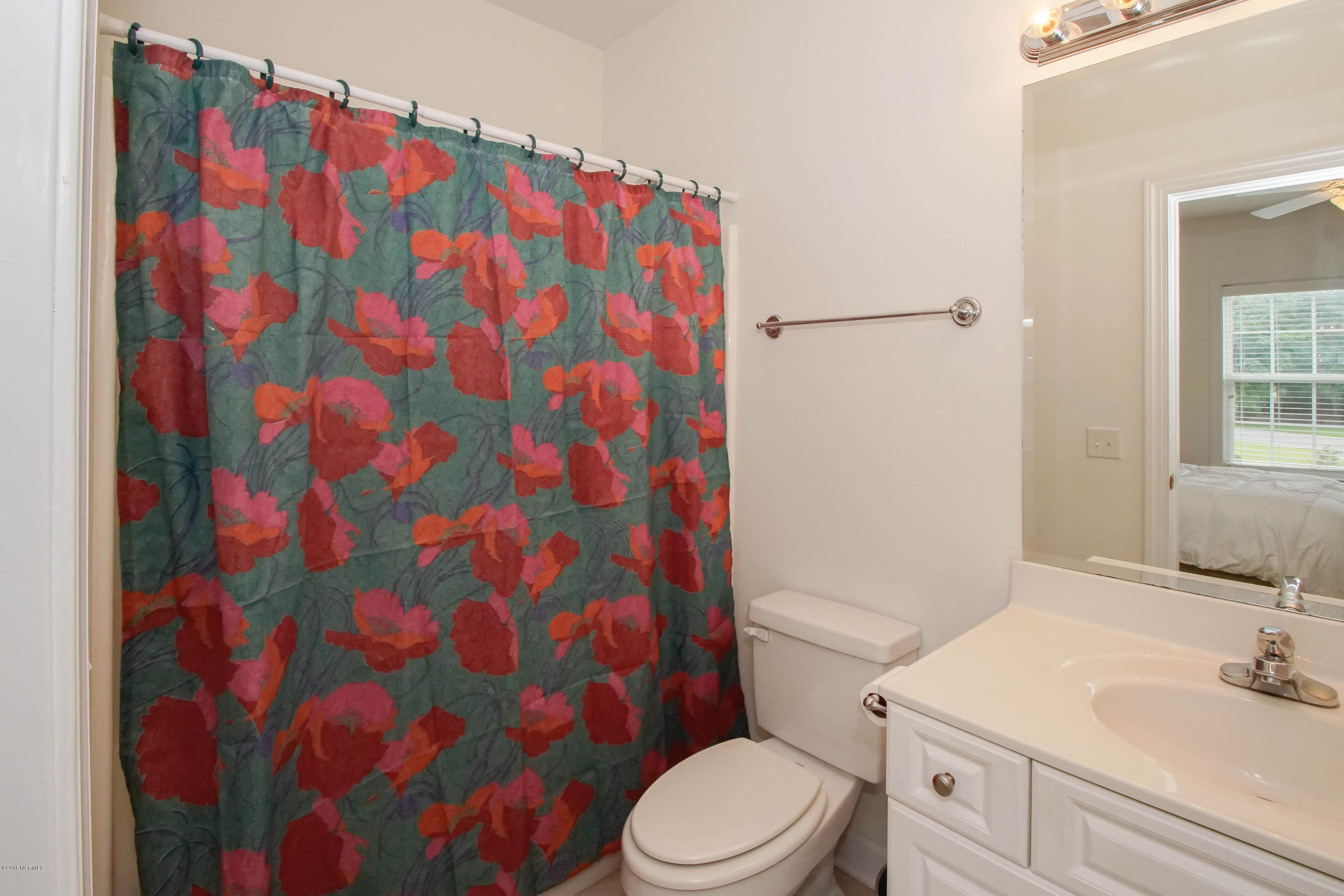 186 Clubhouse Road, Unit 3 Sunset Beach, NC 28468 - Photo 24 of 35 Private Guest Bath