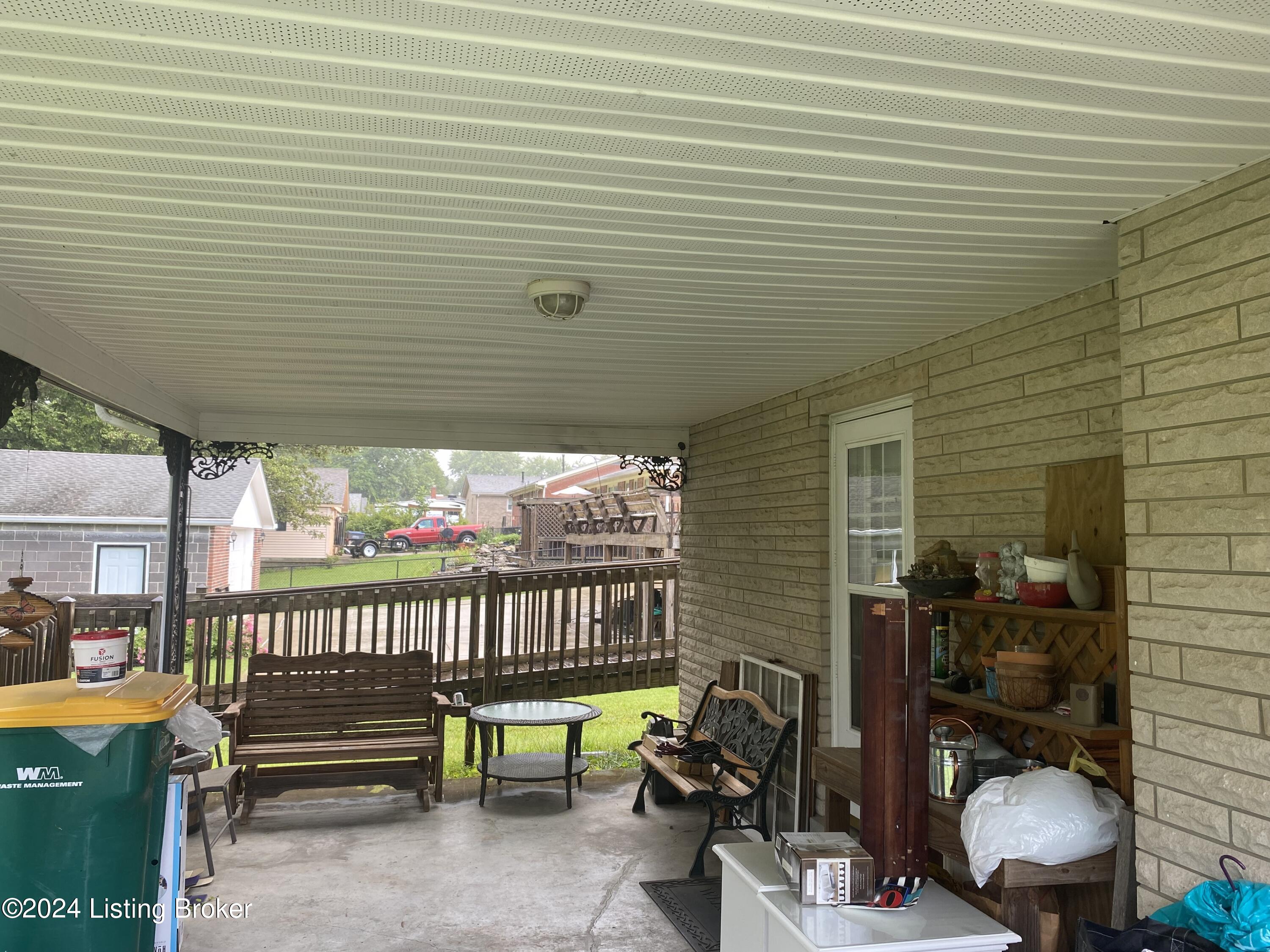 7003 Fernhaven Road Louisville, KY 40228 - Photo 15 of 16 image00017