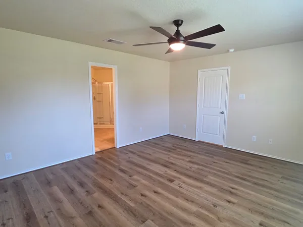 $2,195 | 19115 Shire Horse Boulevard, Porter, TX 77365