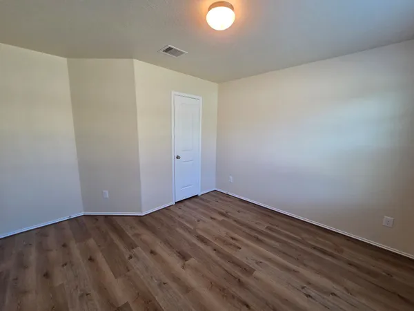 $2,195 | 19115 Shire Horse Boulevard, Porter, TX 77365