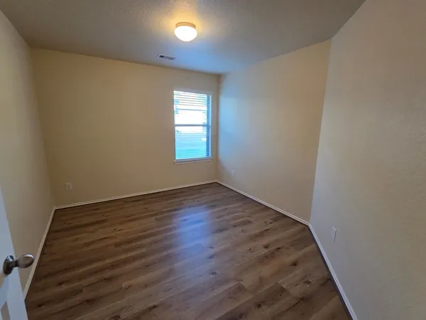 $2,195 | 19115 Shire Horse Boulevard, Porter, TX 77365