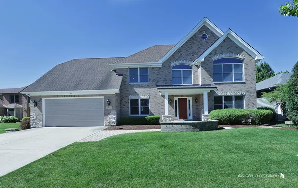 $893,000 | 2935 Oxford Court, Aurora, IL 60502