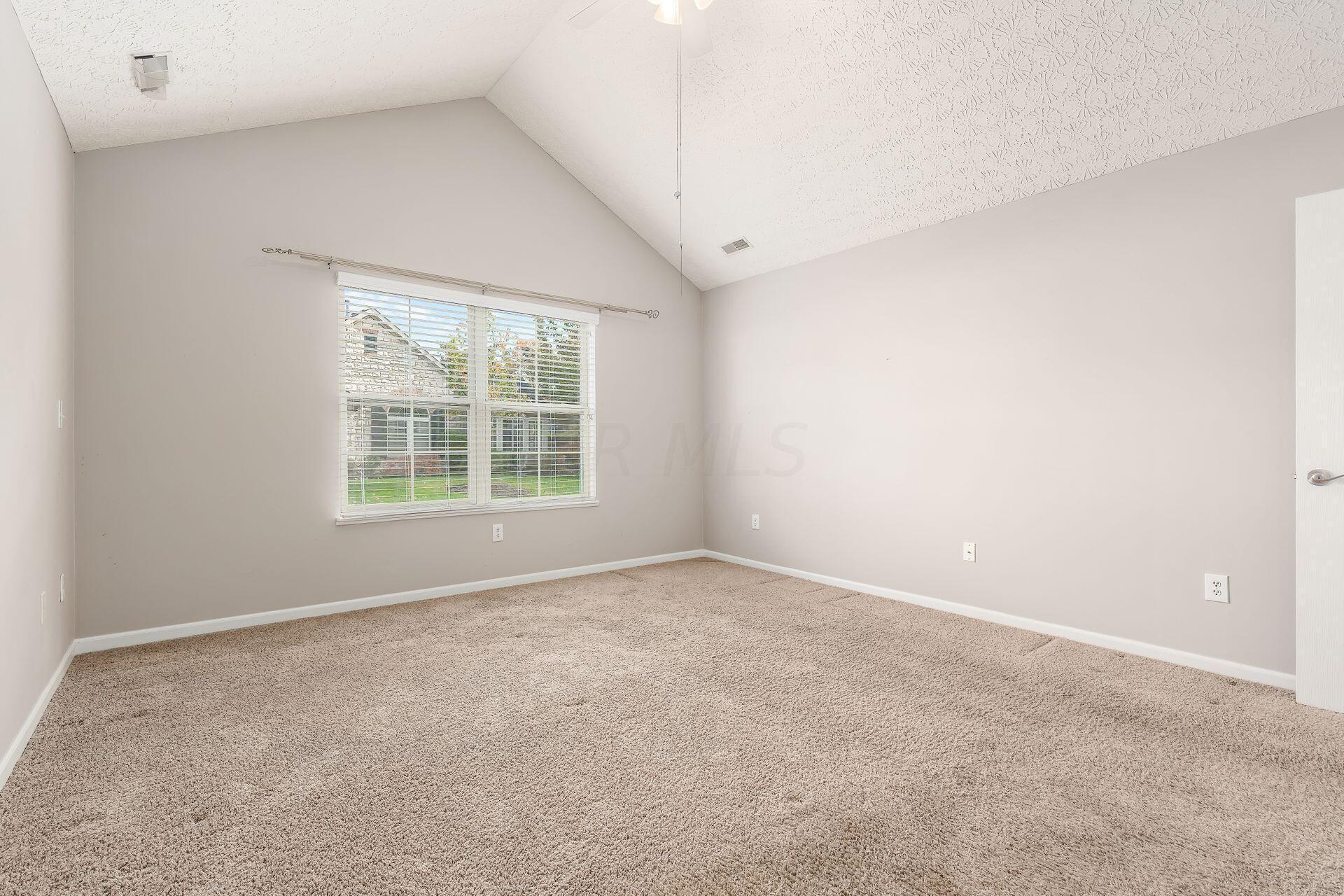 746 Kingsmead Road Westerville, OH 43082 - Photo 12 of 26 Owners Suite