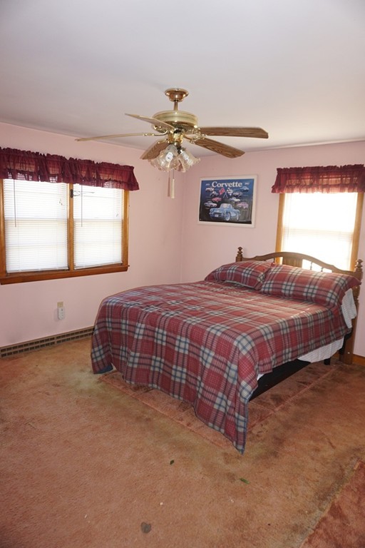 32 Crosby Road Dracut, MA 01826 - Photo 13 of 28 Gallery Image 13