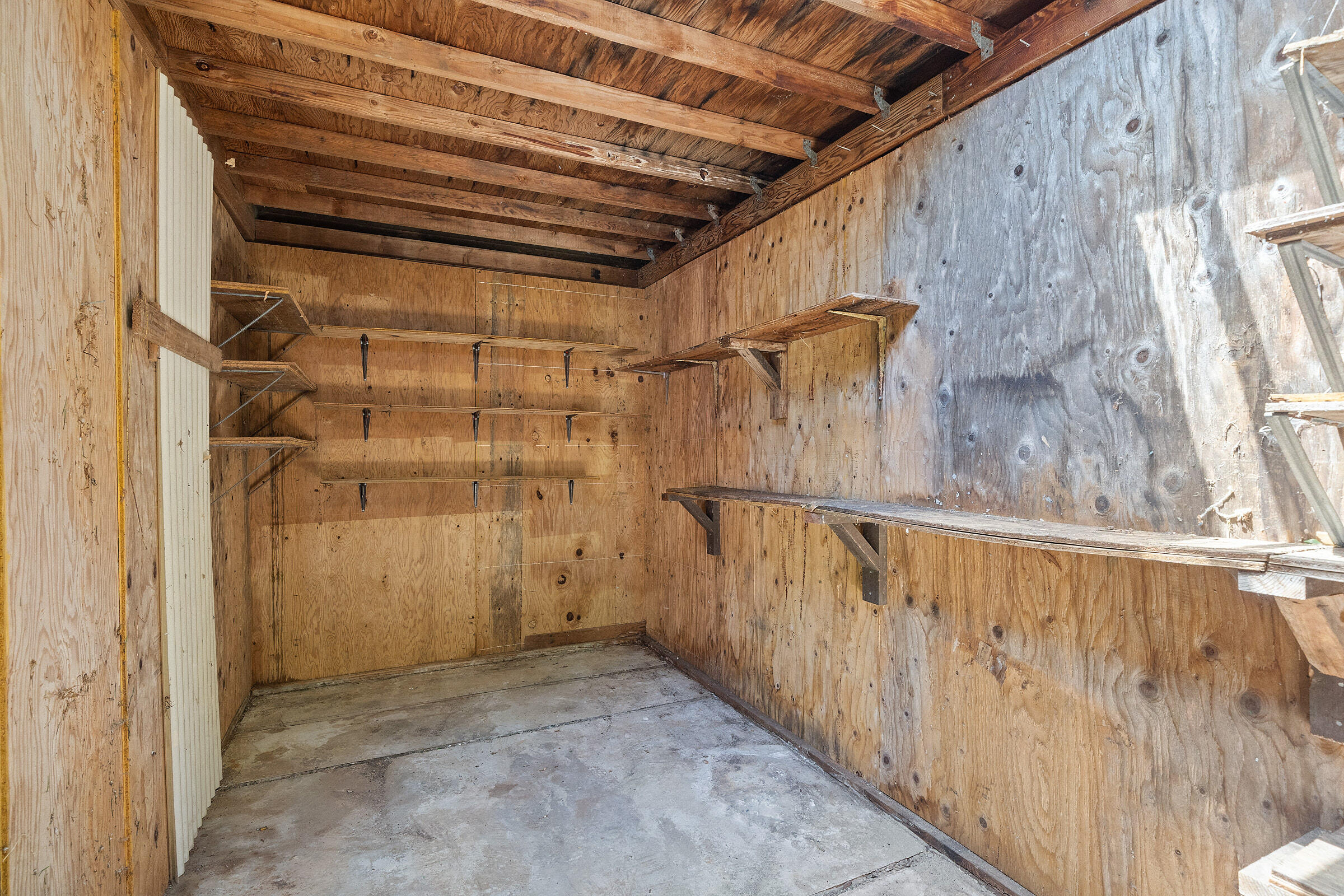 36655 North Highway 101 Nehalem, OR 97131 - Photo 22 of 29 26655 Hwy 101 Manzanita Potting Shed