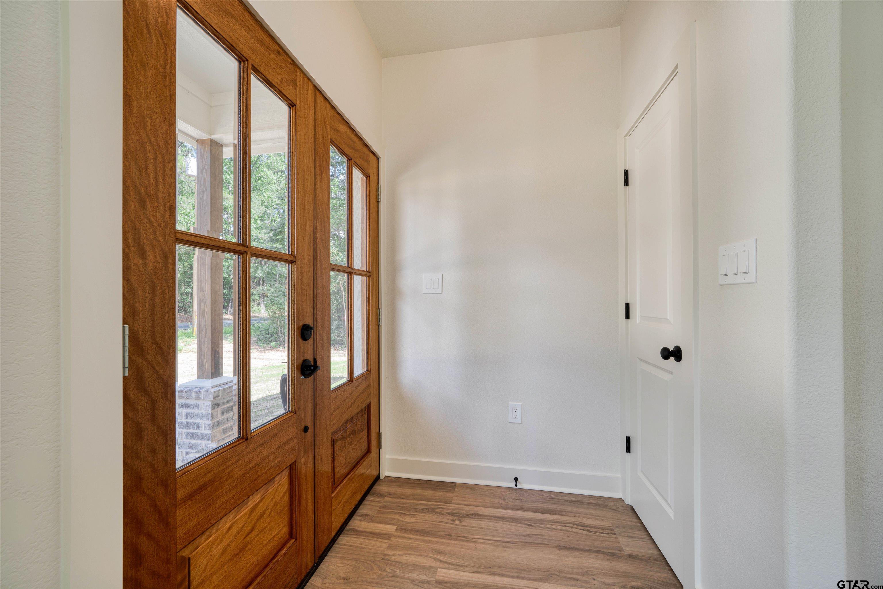 1219 Cherokee Street Longview, TX 75604 - Photo 8 of 44