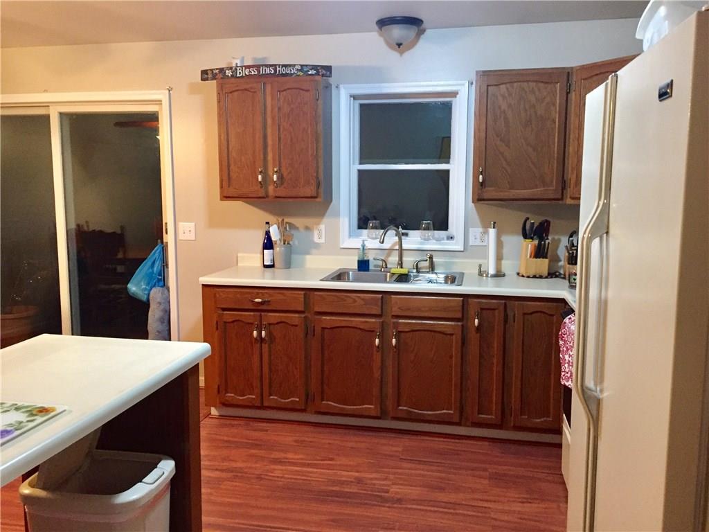 1015 Old State Road New Castle, PA 16101 - Photo 4 of 19