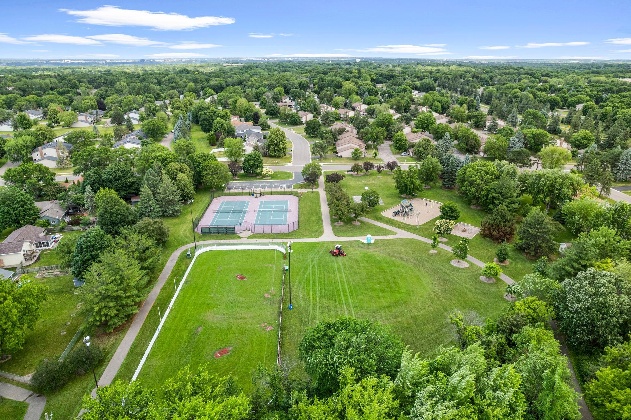4701 Osage Point Eagan, MN 55122 - Photo 21 of 22