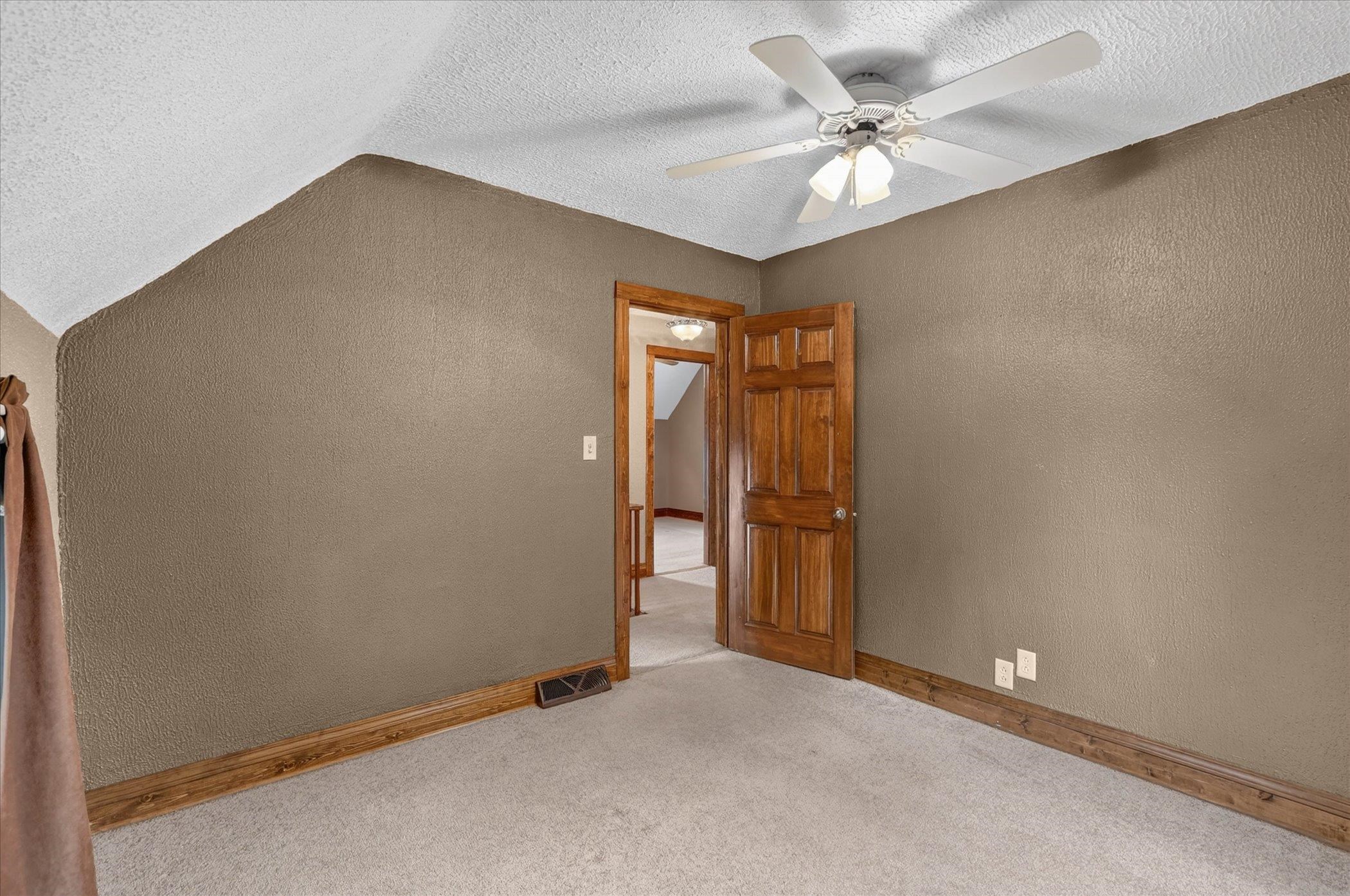 1123 8th Street Beloit, WI 53511 - Photo 23 of 59