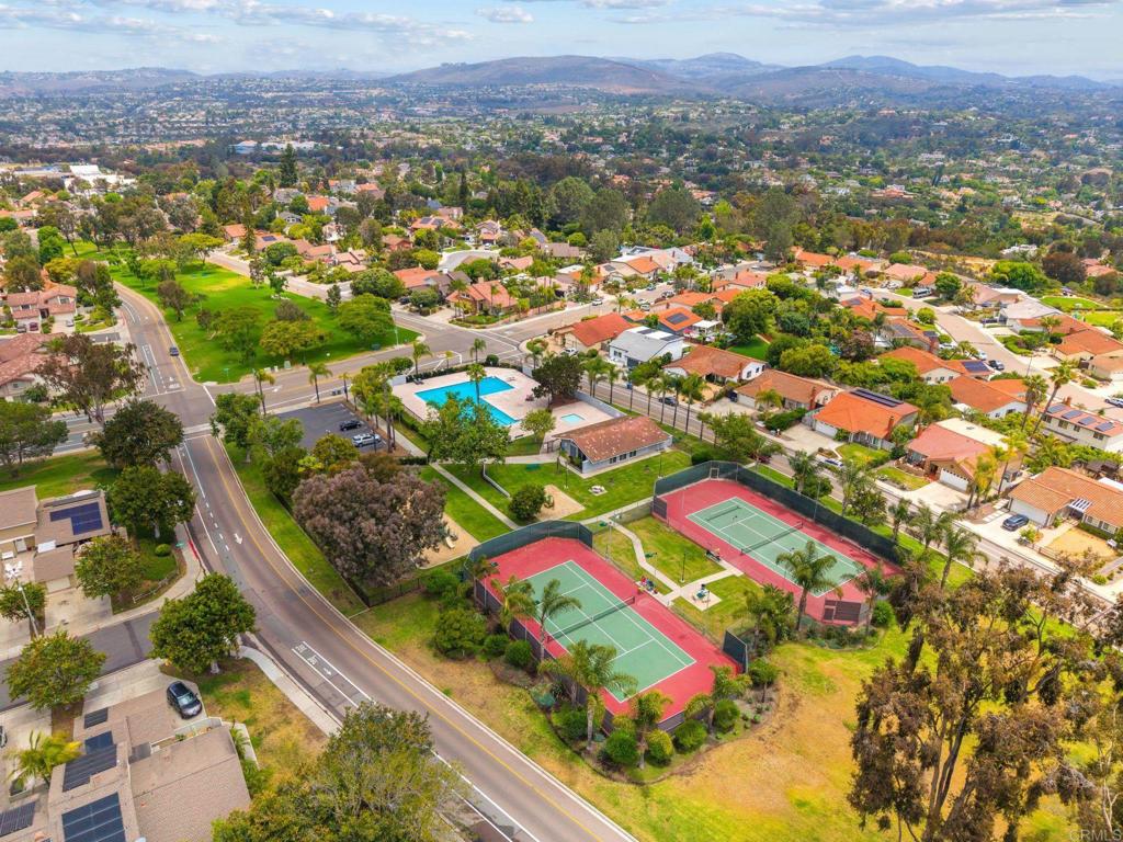 2005 Countrywood Court Encinitas, CA 92024 - Photo 25 of 34