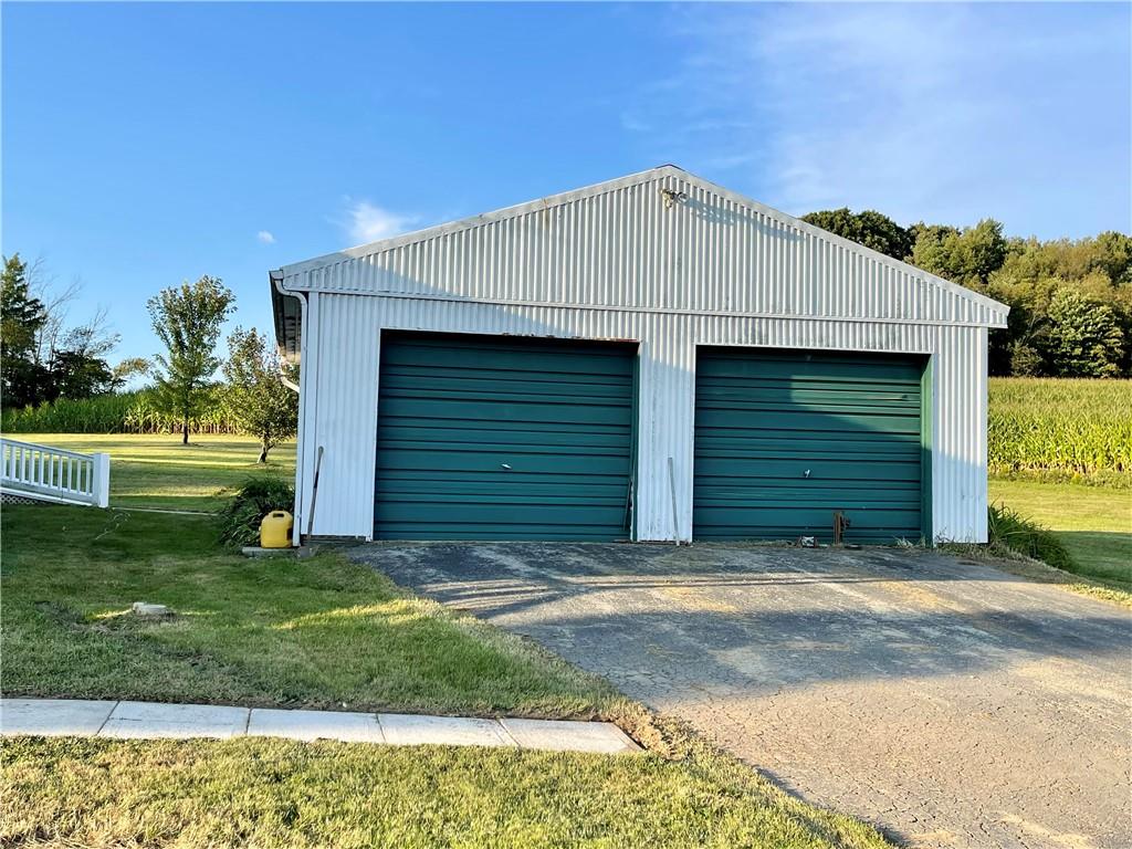 1274 Blackfield Road Garrett, PA 15542 - Photo 2 of 22