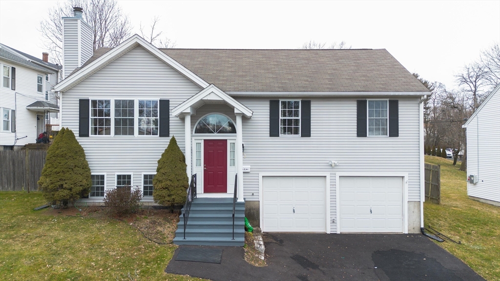 93 Kenberma Road Worcester, MA 01604 - Photo 1 of 27 Gallery Image 1