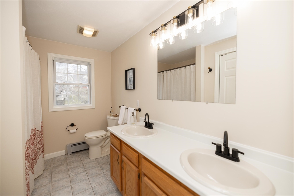 93 Kenberma Road Worcester, MA 01604 - Photo 16 of 27 Gallery Image 16