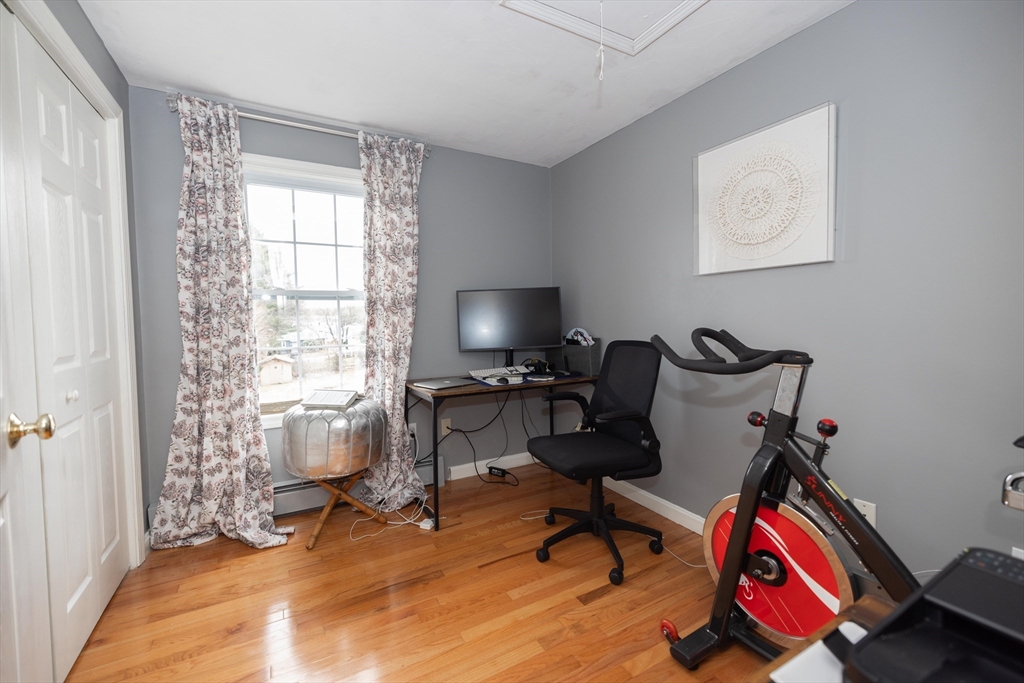 93 Kenberma Road Worcester, MA 01604 - Photo 17 of 27 Gallery Image 17
