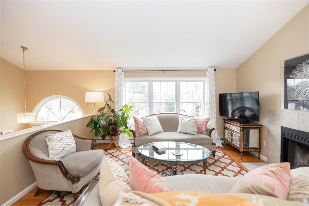 93 Kenberma Road Worcester, MA 01604 - Photo 6 of 27 Gallery Image 6