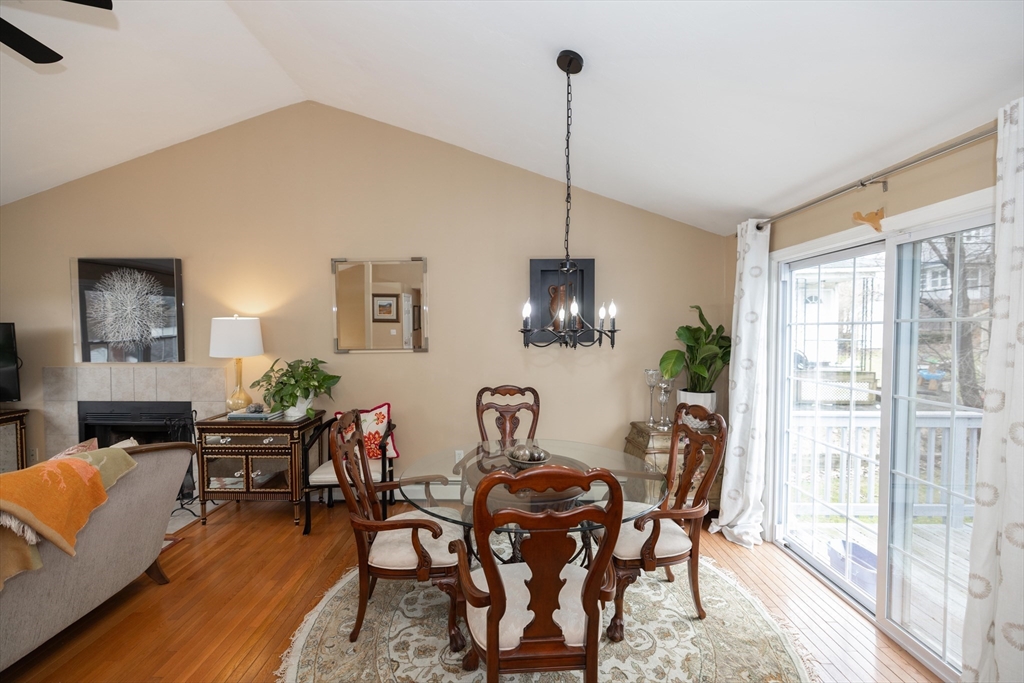 93 Kenberma Road Worcester, MA 01604 - Photo 8 of 27 Gallery Image 8