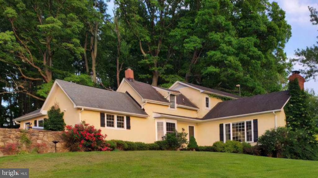 9351 Crest Hill Road Marshall, VA 20115 - Photo 1 of 47 Gallery Image 1