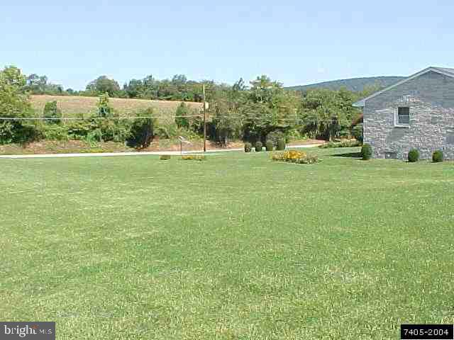 2131 George Street Dover, PA 17315 - Photo 4 of 6 Gallery Image 4