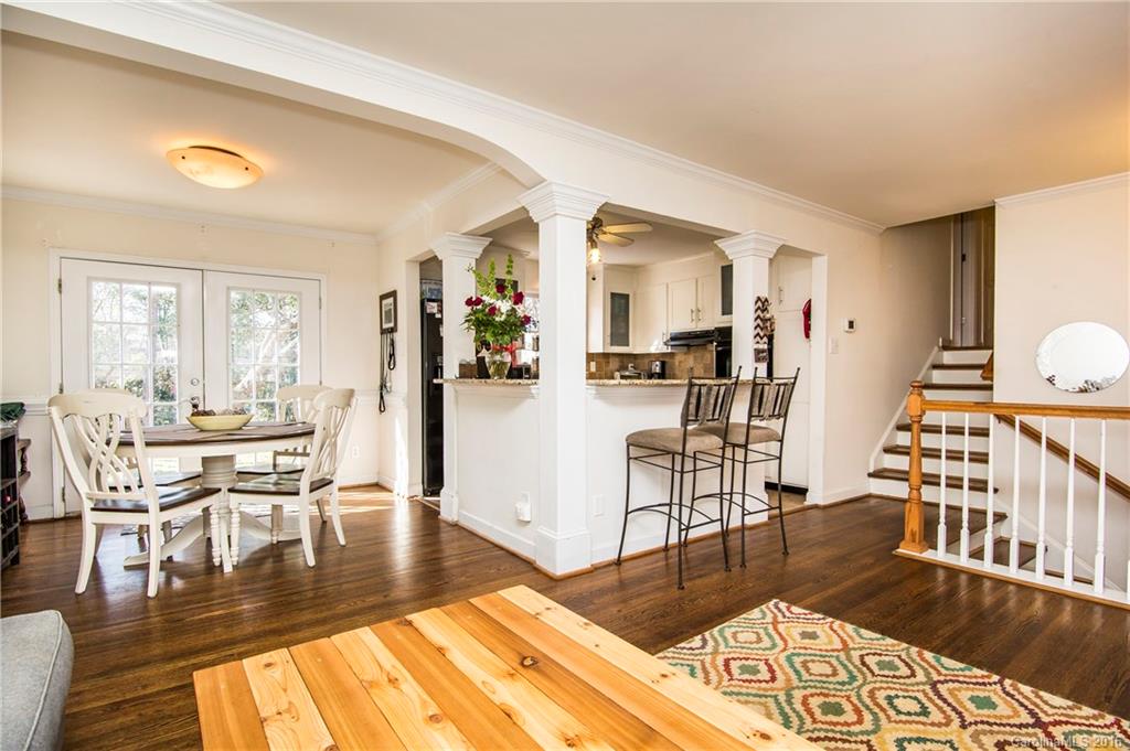 5634 Sharon Road, Unit 6 Charlotte, NC 28210 - Photo 5 of 20 Gallery Image 5