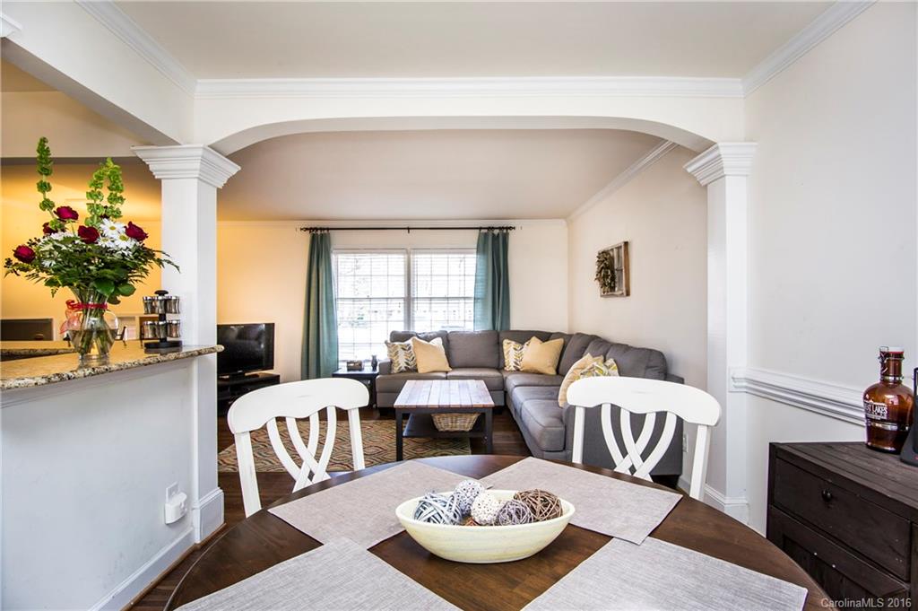 5634 Sharon Road, Unit 6 Charlotte, NC 28210 - Photo 7 of 20 Gallery Image 7