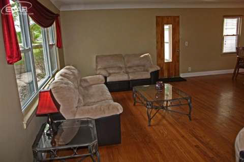5067 North Seymour Road Flushing, MI 48433 - Photo 2 of 17 20438712-1.JPG