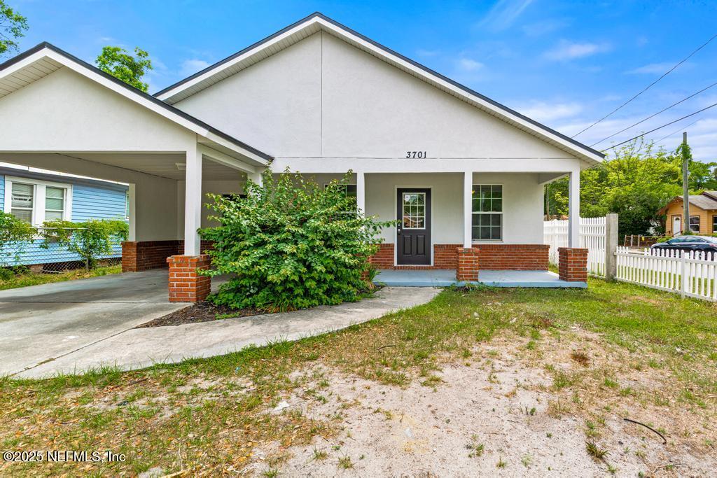 a view of a house with garden