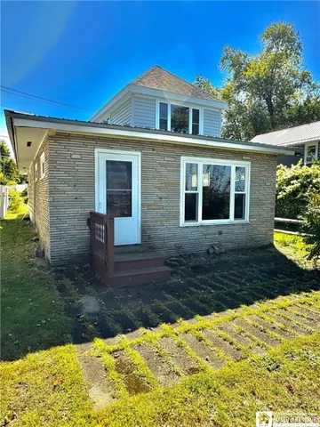 $325,000 | 4400 West Fairmount Avenue, Busti, NY 14750