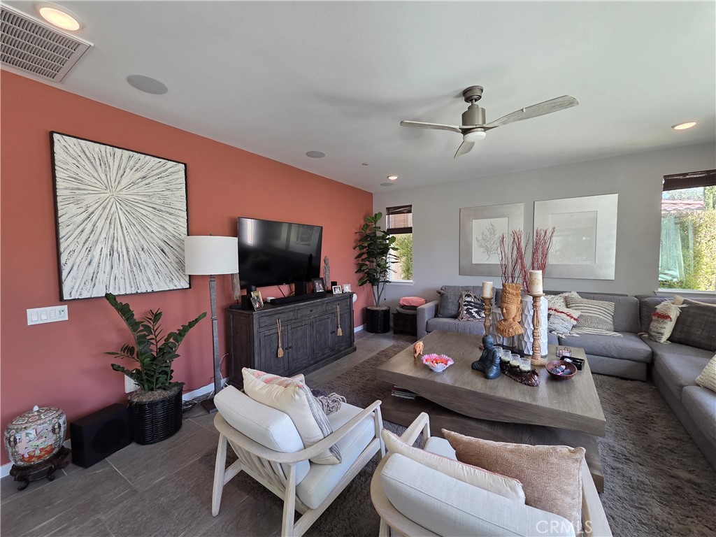 30835 Nature Road Murrieta, CA 92563 - Photo 10 of 38