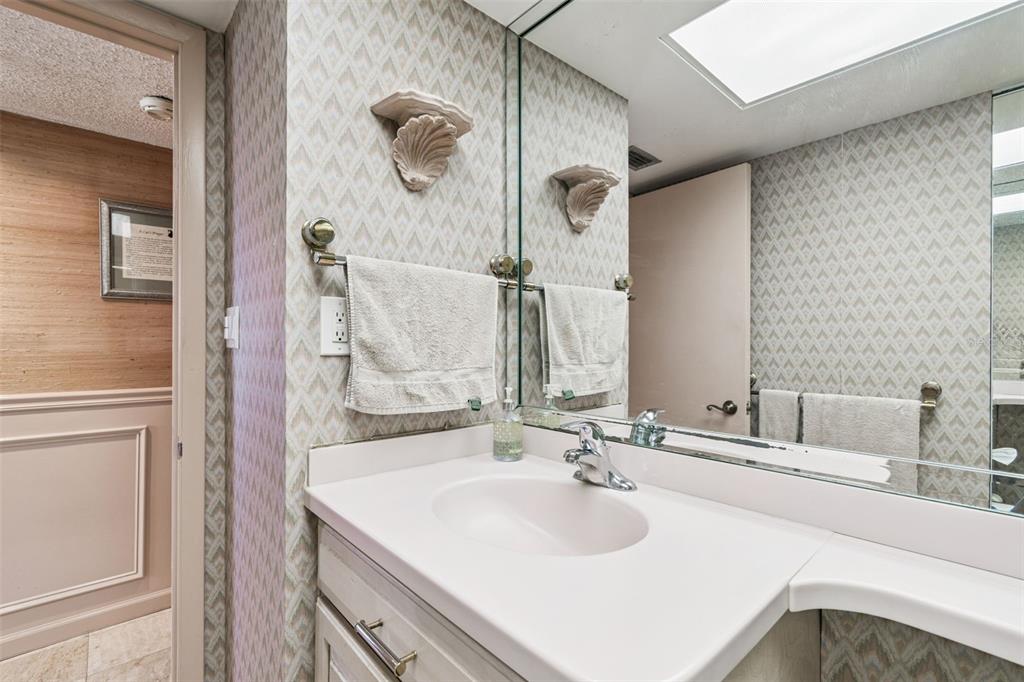 17920 Gulf Boulevard, Unit 903 Redington Shores, FL 33708 - Photo 23 of 66