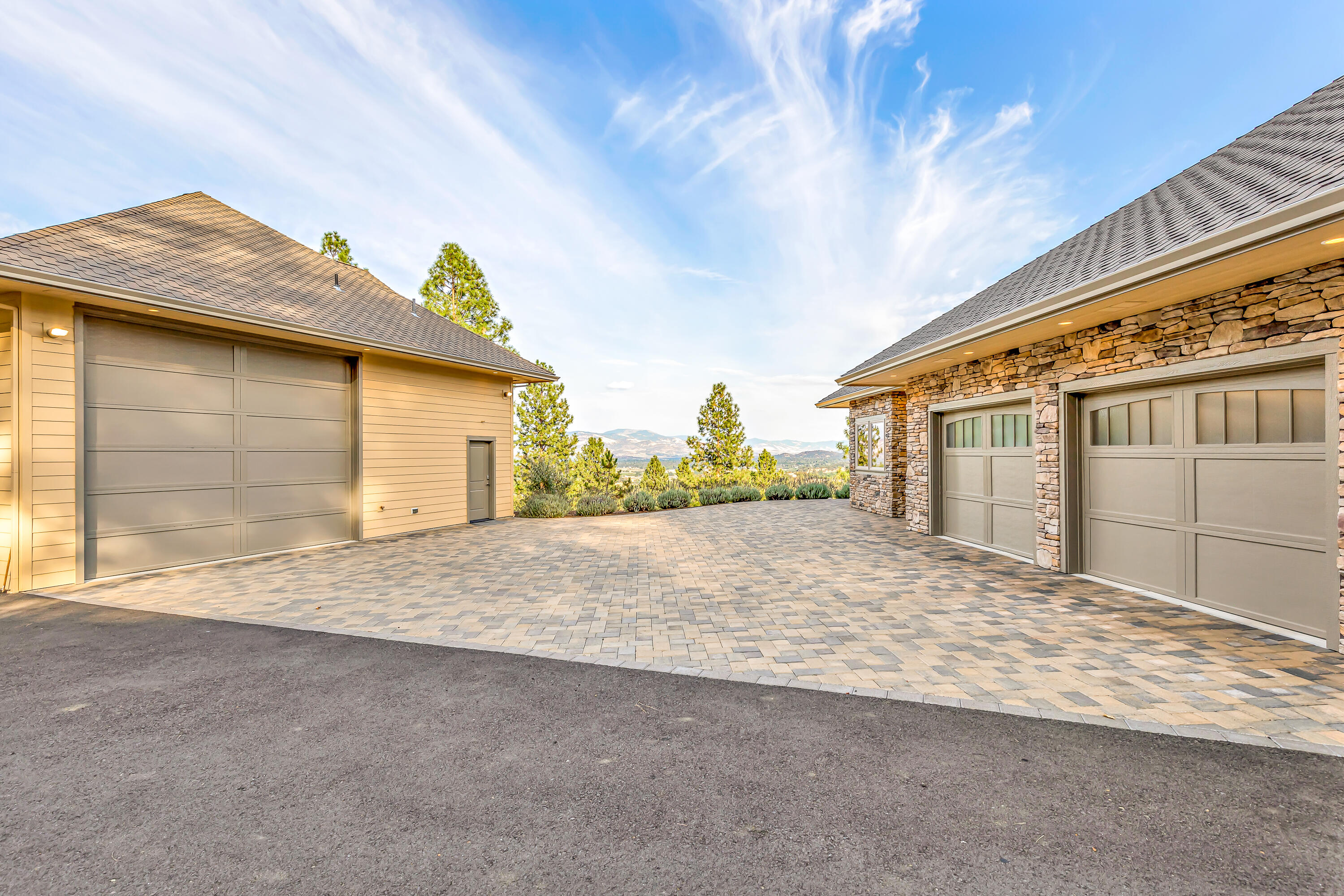 4057 Livingston Road Central Point, OR 97502 - Photo 47 of 59 4057 Livingston Road in Central Point