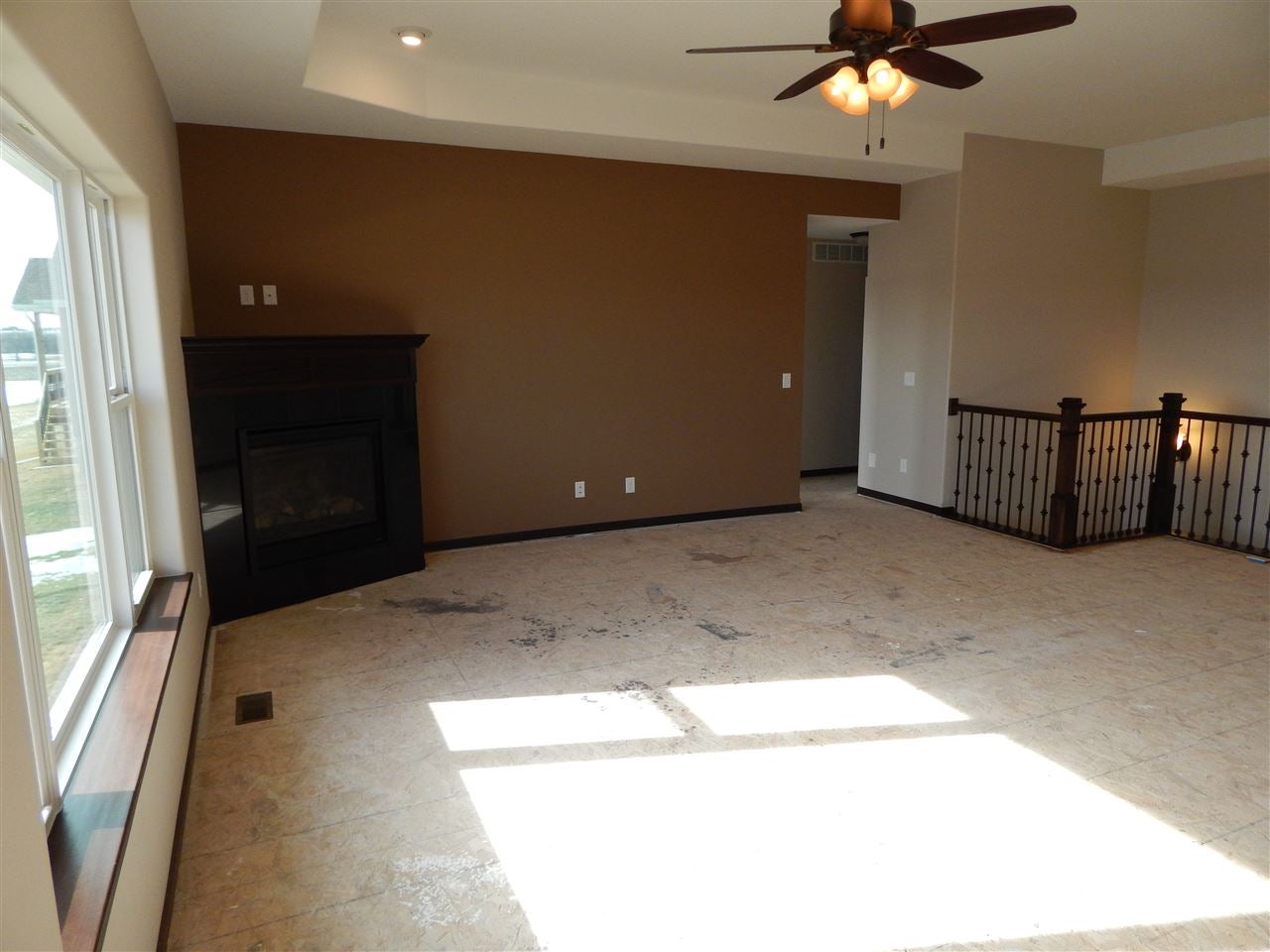 3035 Ridgeview Drive Ely, IA 52227 - Photo 3 of 18 Gallery Image 3