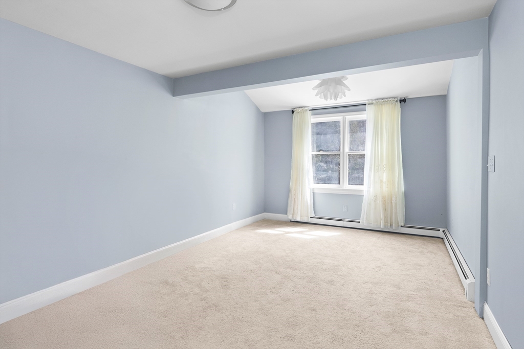 15 Rowley Road Topsfield, MA 01983 - Photo 13 of 42