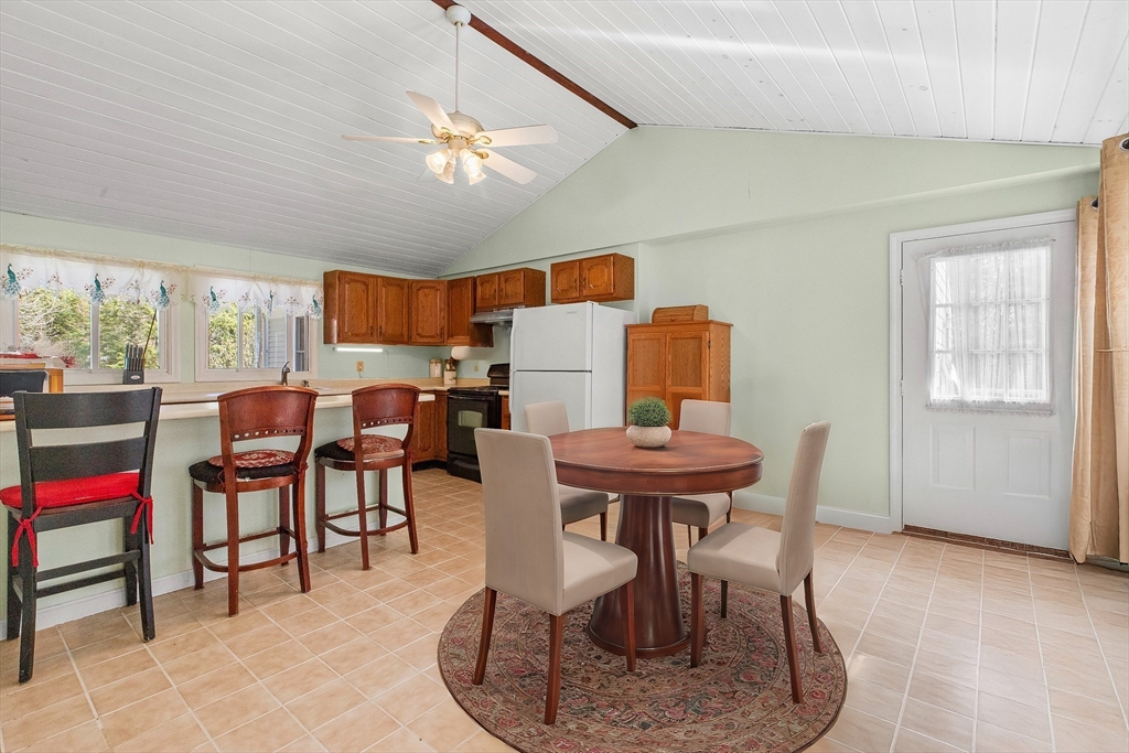 15 Rowley Road Topsfield, MA 01983 - Photo 32 of 42
