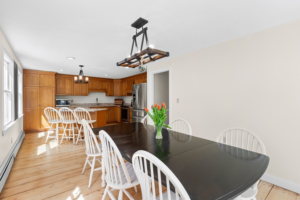 15 Rowley Road Topsfield, MA 01983 - Photo 4 of 42