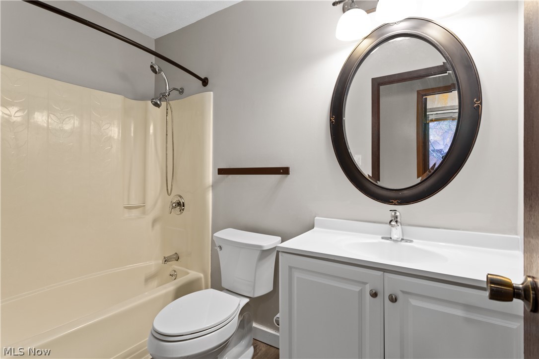 30033 Center Ridge Road, Unit F Westlake, OH 44145 - Photo 24 of 32 Gallery Image 24