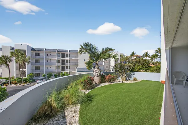 $650,000 | 1300 Jimmy Buffett Mem Highway, Unit 119, Jupiter, FL 33477