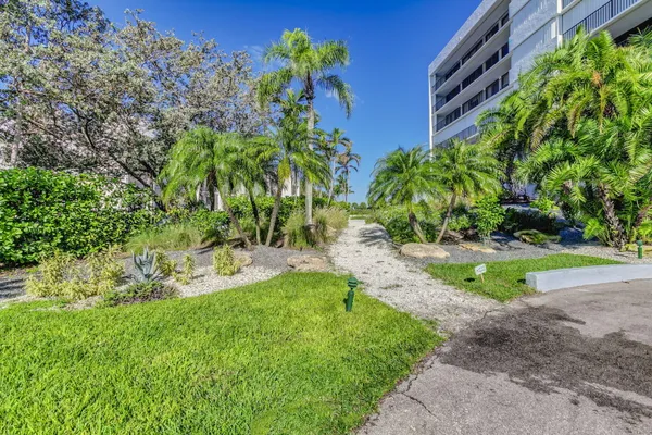 $650,000 | 1300 Jimmy Buffett Mem Highway, Unit 119, Jupiter, FL 33477