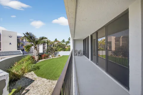 $650,000 | 1300 Jimmy Buffett Mem Highway, Unit 119, Jupiter, FL 33477