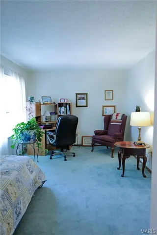 $114,900 | 3707 Candlewyck Club Drive, Unit C, Florissant, MO 63034