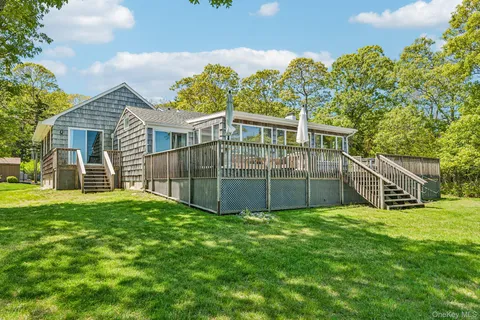 $2,795,000 | 580 Broadwaters Road, Cutchogue, NY 11935
