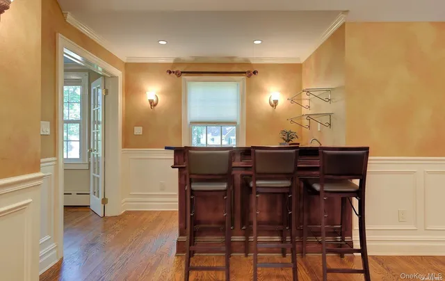 $9,600 | 246 Park Avenue, Manhasset, NY 11030