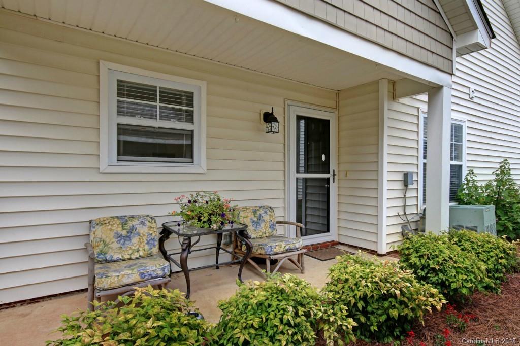 17340 Villanova Road Huntersville, NC 28078 - Photo 3 of 24 Gallery Image 3