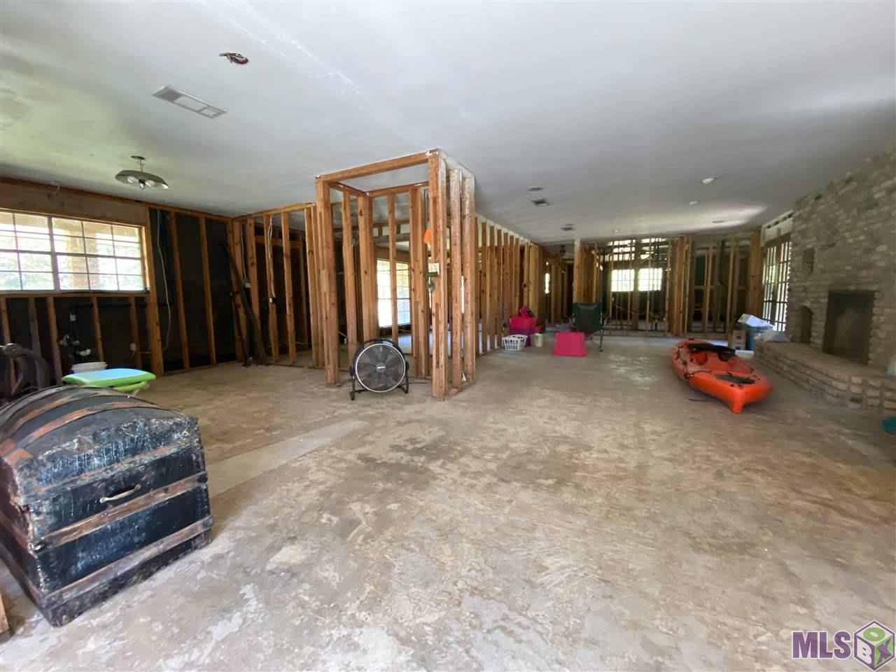 24344 Joe May Road Denham Springs, LA 70726 - Photo 4 of 6 Gallery Image 4