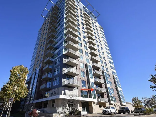 $3,200 | 1522 North Prospect Avenue, Unit 301, Milwaukee, WI 53202