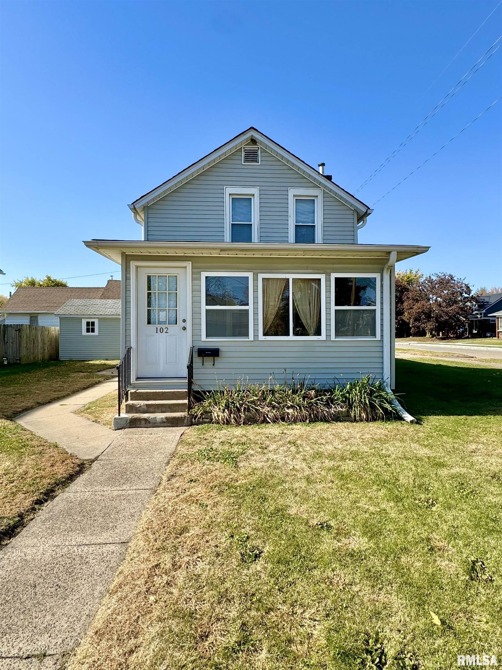102 South 5th Street Clinton, IA 52732 - Photo 1 of 21 Gallery Image 1